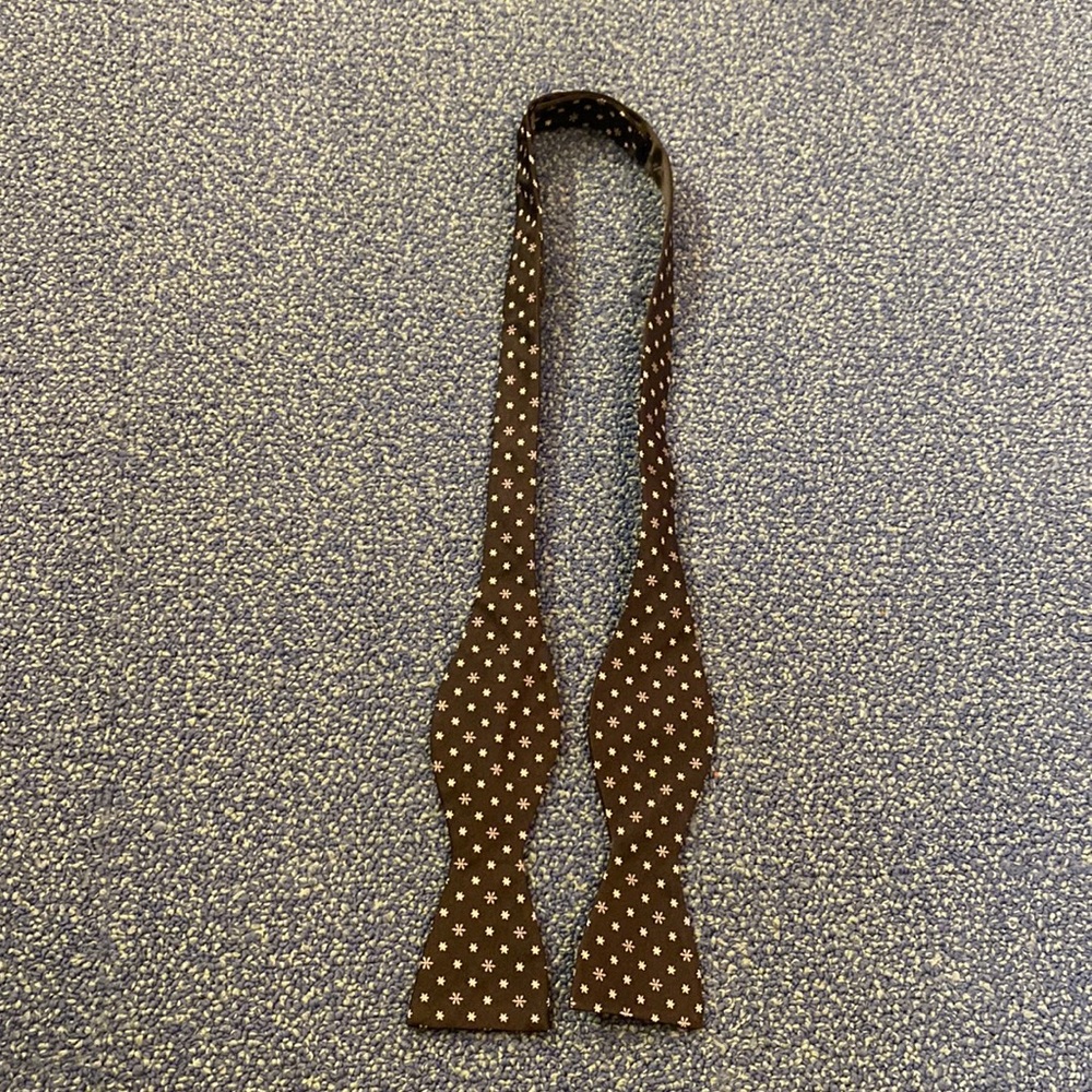 Men’s bow tie